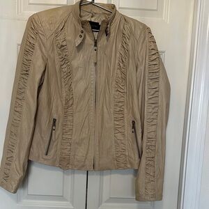 PASHAVENETO Leather jacket tan butter soft leather. Zip front longer cropped EC
